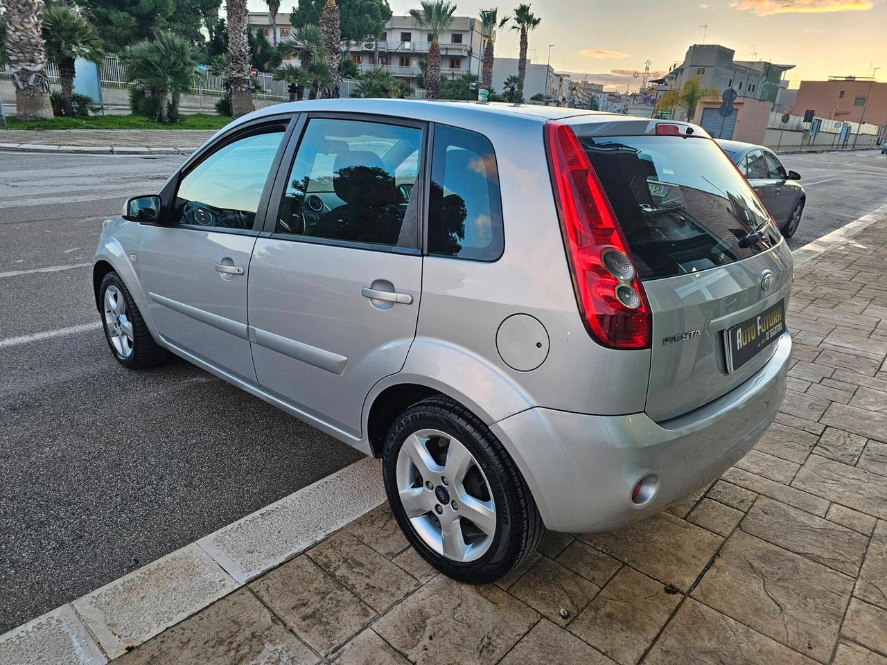 FORD FIESTA 1.4 TDCI 68CV TITANIUM