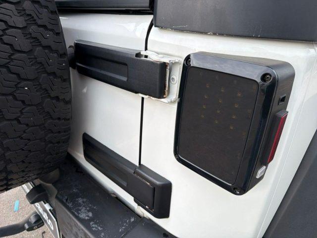 JEEP Wrangler 2.8 CRD DPF Sport