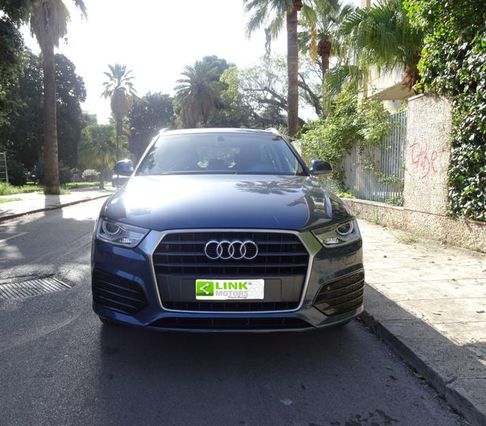 AUDI Q3 2.0 TDI 150 CV Business