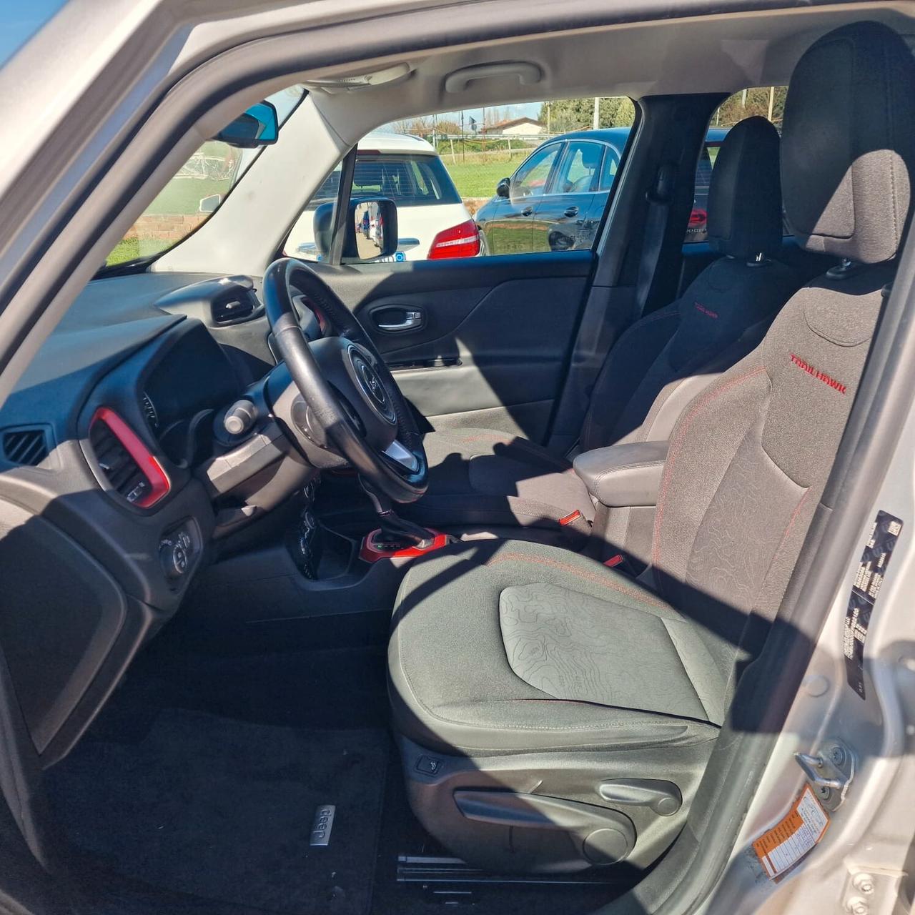 Jeep Renegade 2.0 Mjt 170CV 4WD Active Drive Low Trailhawk