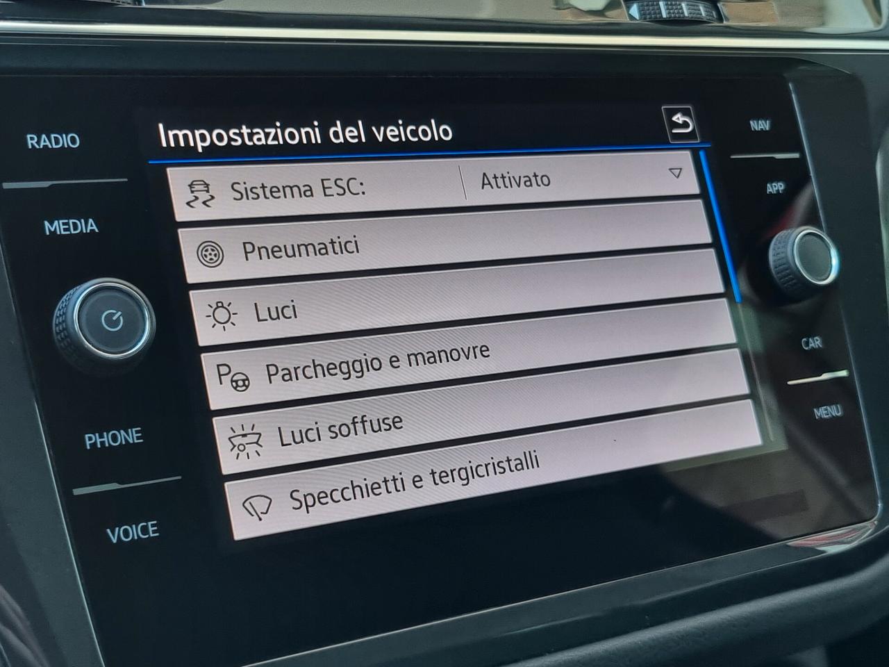 Volkswagen Tiguan II 2021 2.0 tdi Life 122cv