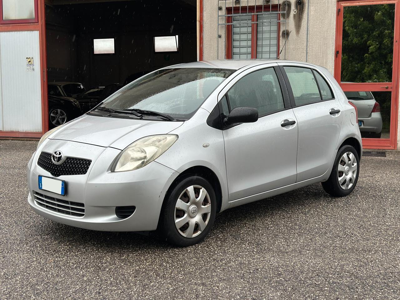 Toyota Yaris 1.0 5 porte 2008 ok neop.