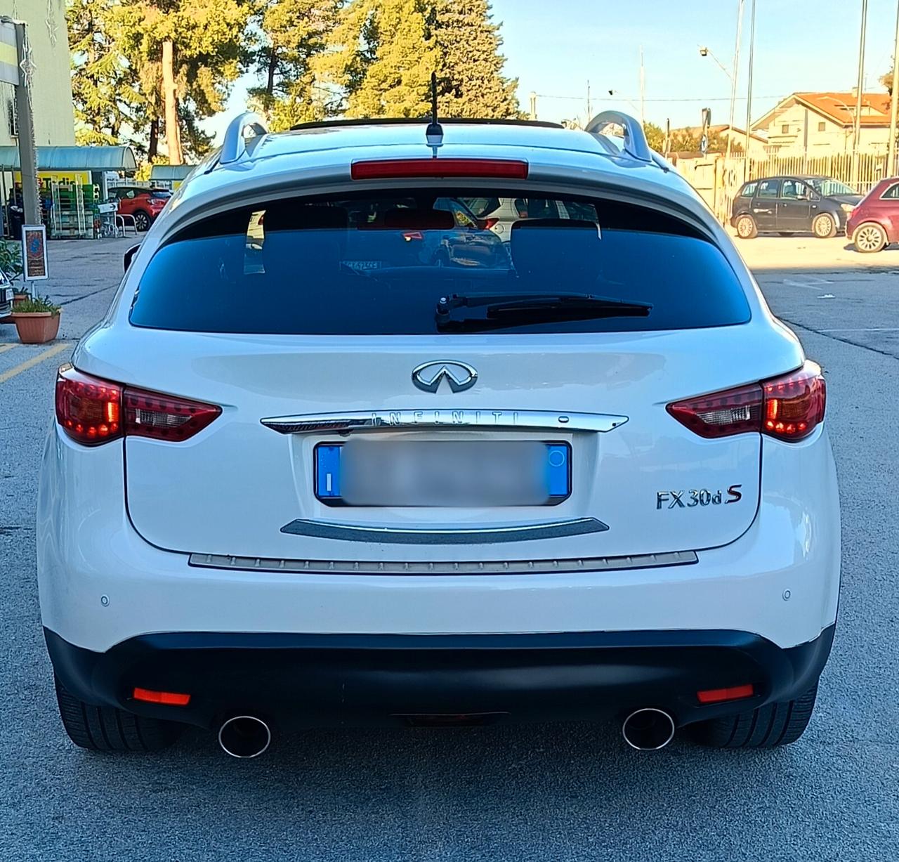 Infiniti FX FX30d S Premium