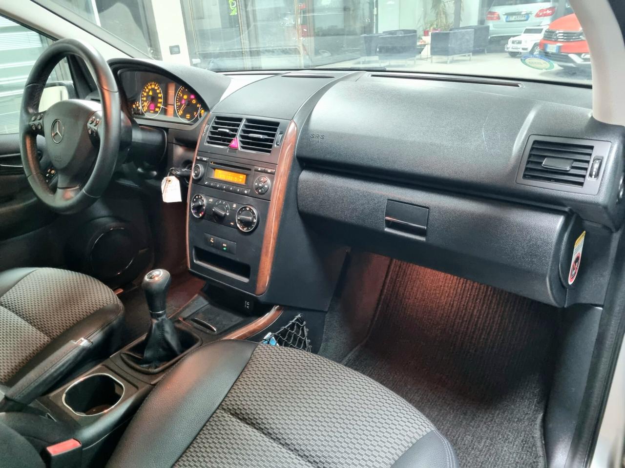 MERCEDES-BENZ A 160 BlueEFFICIENCY STYLE