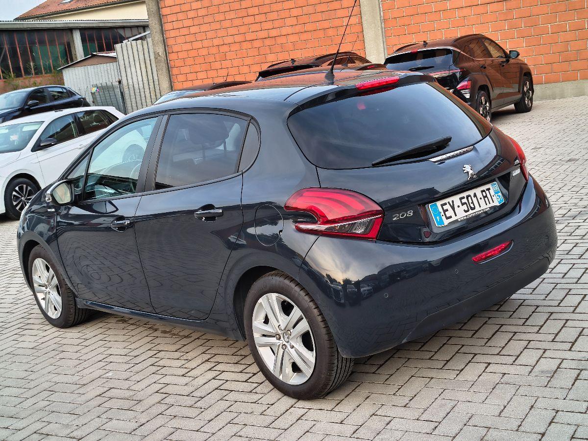 PEUGEOT - 208 - PureTech 82 5p. Allure