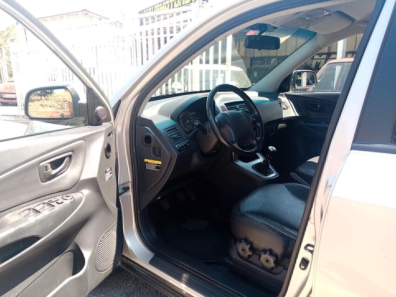 HYUNDAI TUCSON 2.0 CRDI VGT ACTIVE