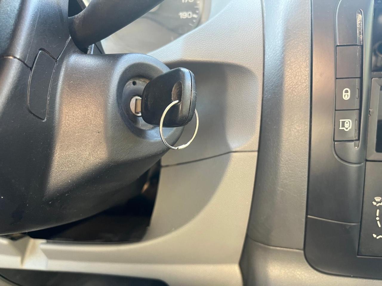 Peugeot Expert 2.0 HDi 125CV FAP PC-TN 10Q Furgone Vetrato