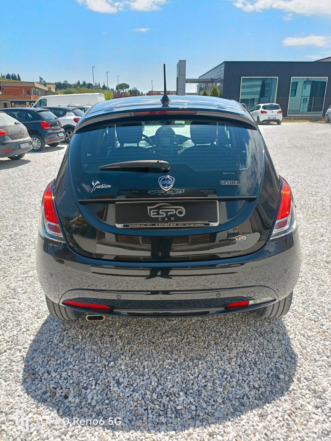 Lancia Ypsilon 1.0 FireFly 5 porte S&S Hybrid Ecochic Gold