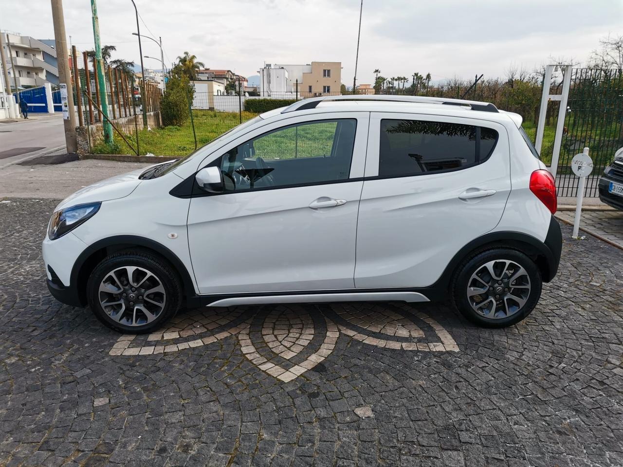 Opel Karl Rocks 1.0 75 CV AUTOMATICA