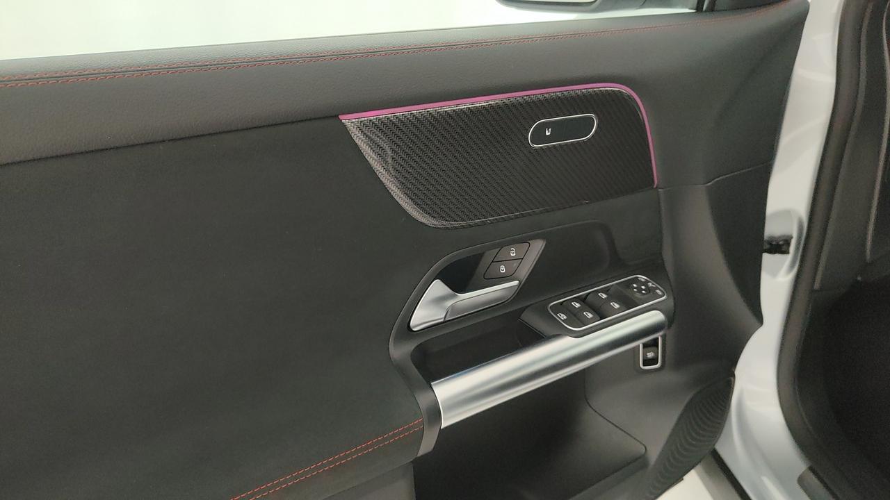 Mercedes-Benz GLA 200 d AMG Line Premium auto