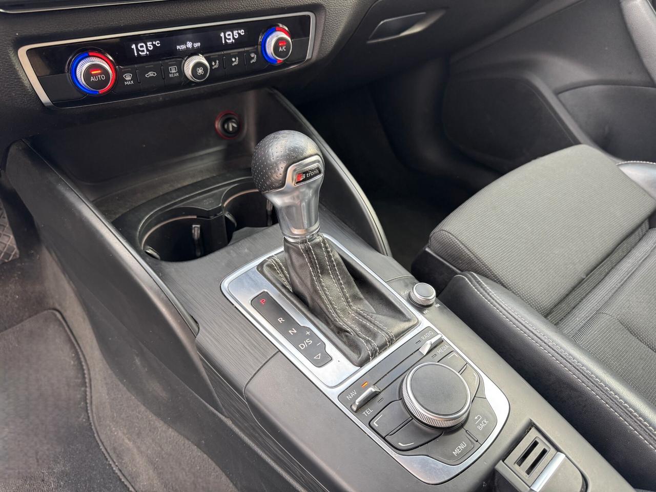Audi A3 Sportback 2.0 tdi S Line 150cv s-tronic