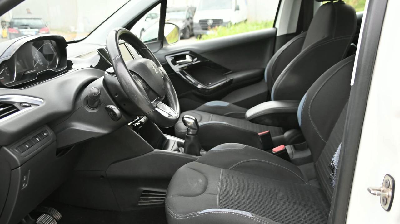 Peugeot 208 1.2 e-VTi Allure Neopatenati