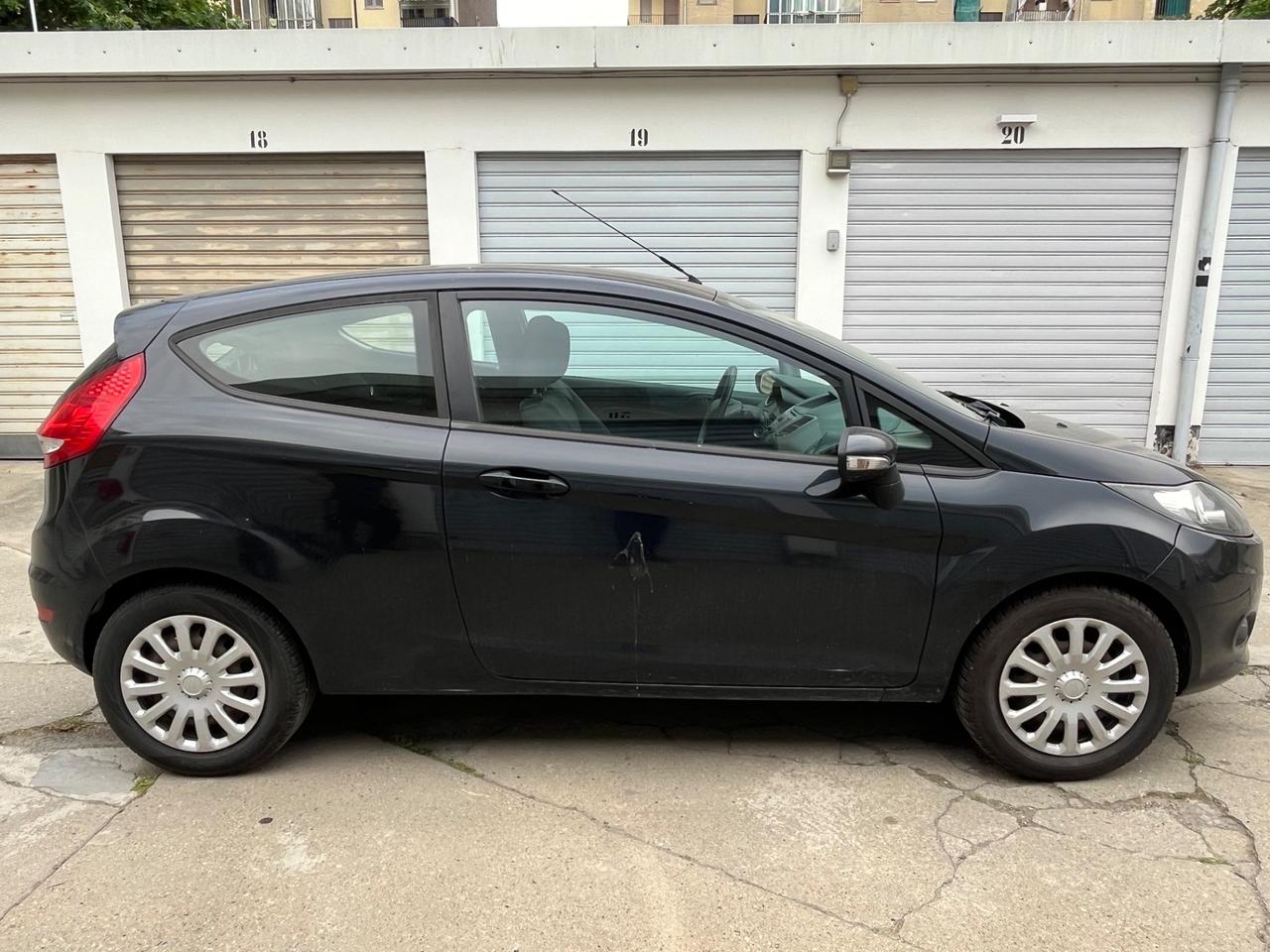 Ford Fiesta 1.4 3 porte Bz.- GPL Titanium MOTORE SOSTITUITO
