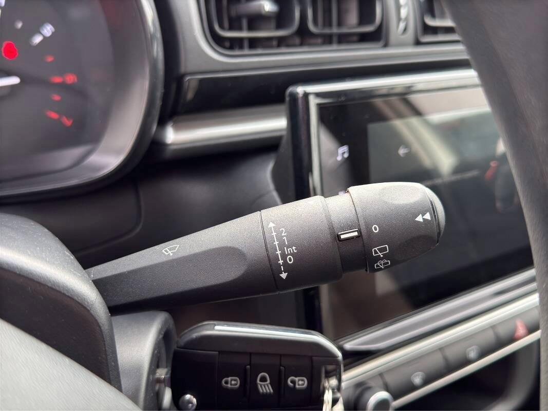 Citroen C3 1.5 bluehdi Feel s&s 100cv Con NAVIGATORE