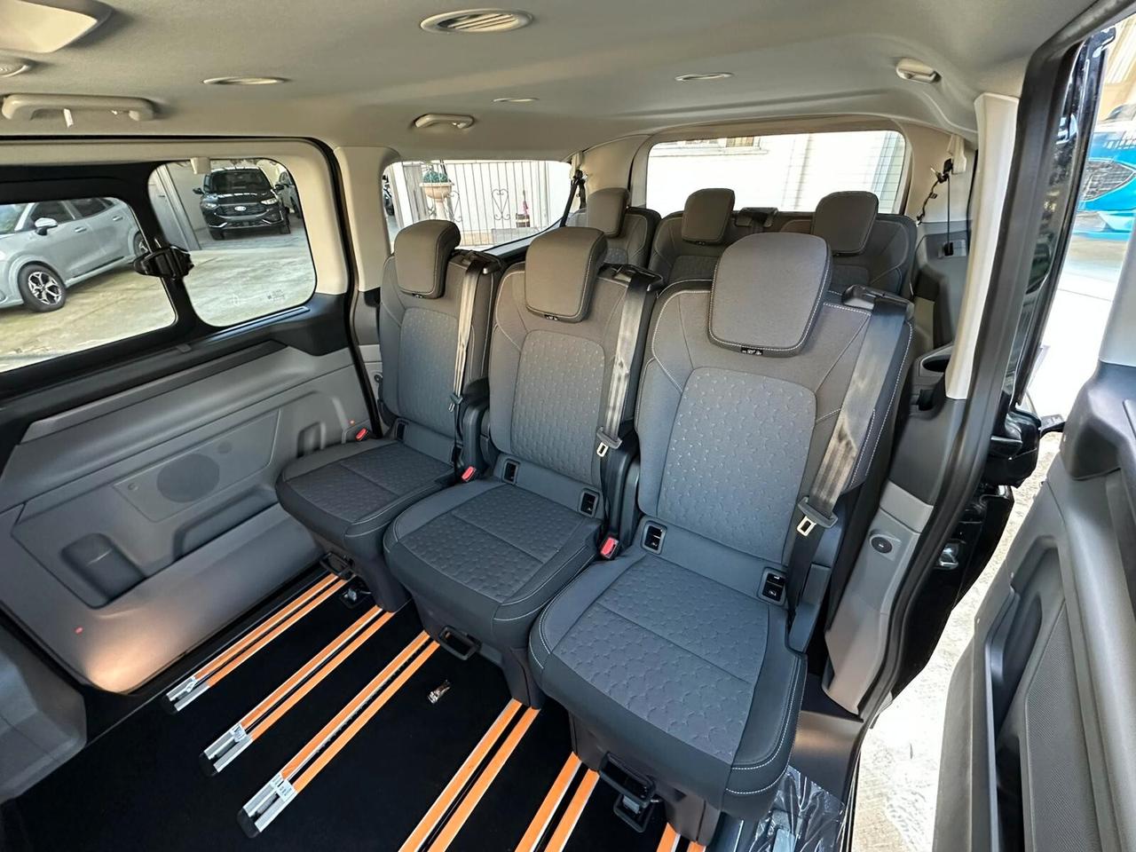 Ford Tourneo Custom TITANIUM