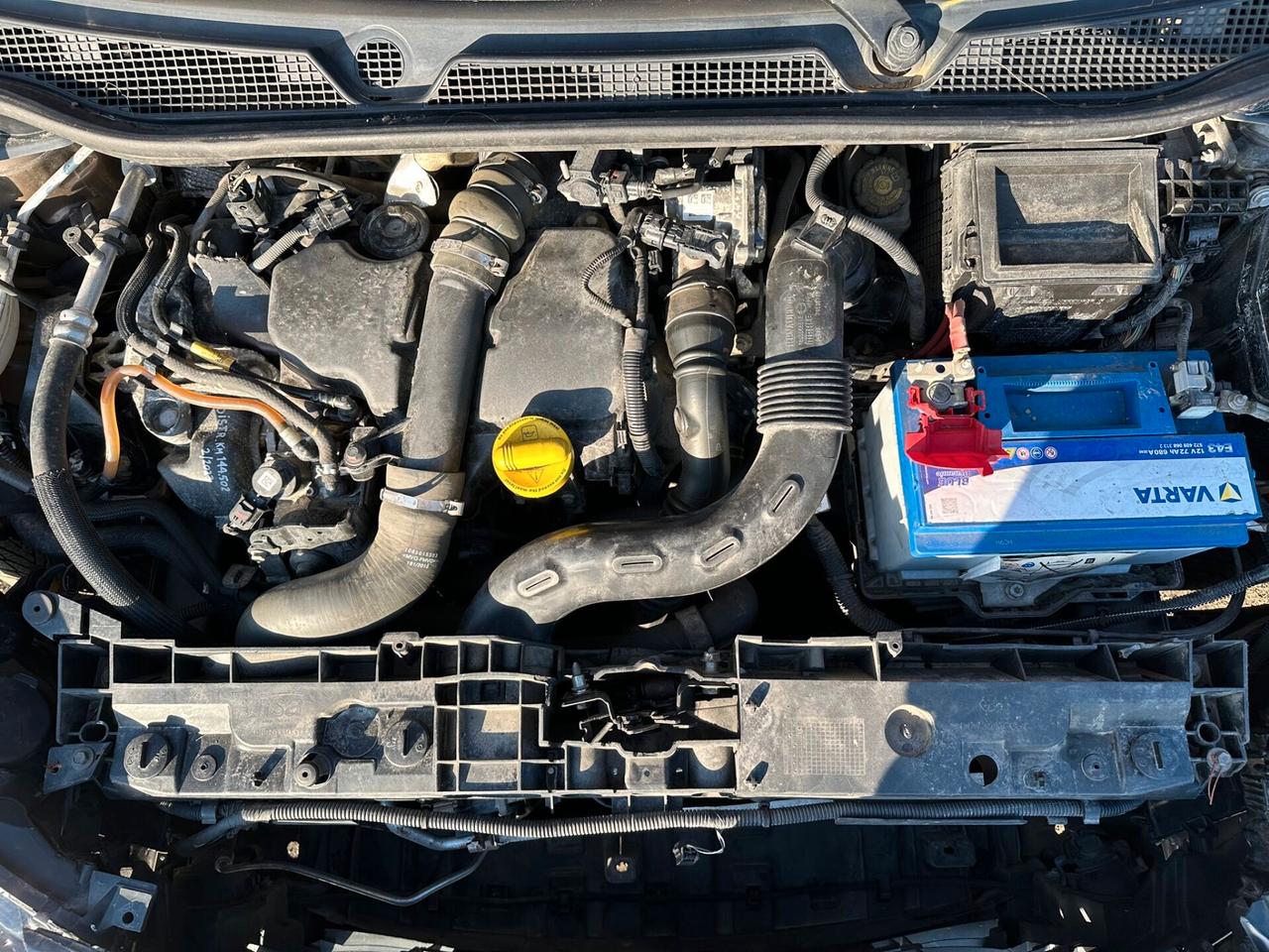 Renault Captur 1.5 Energy Iconic SINISTRATA