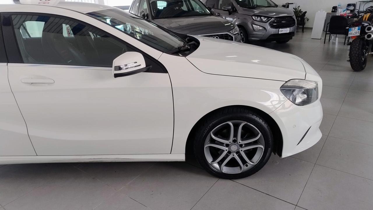 Mercedes-benz A 180 A 180 d Sport