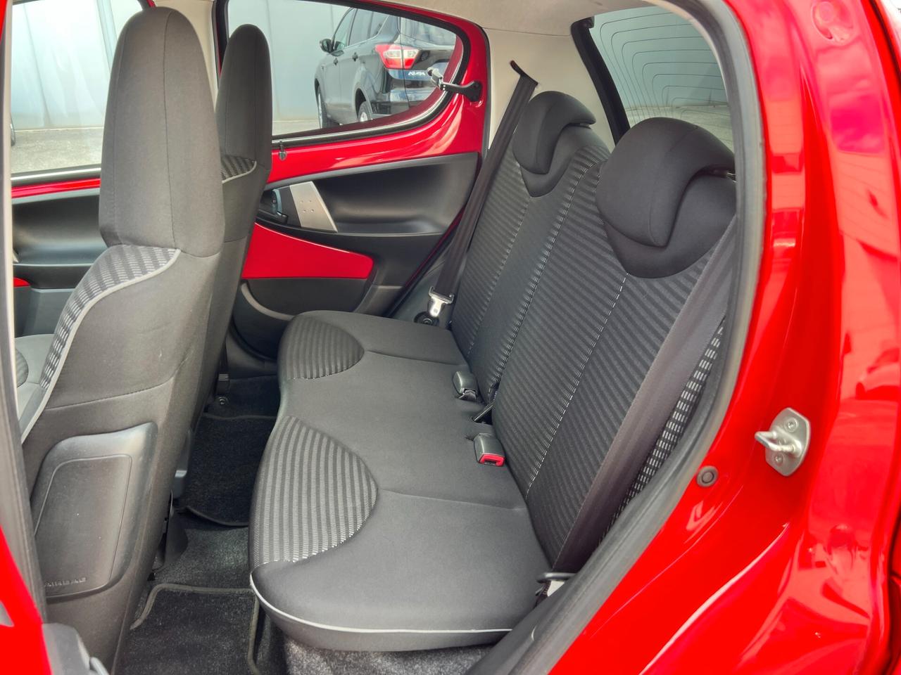 Peugeot 107 1.0 68CV 5p. Superga