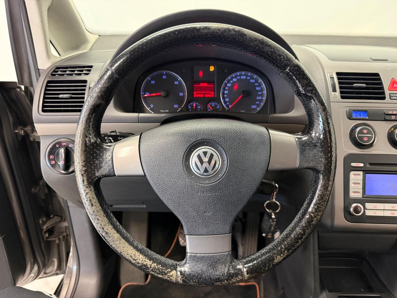 Volkswagen Touran 1.9 TDI 105CV DPF Highline 7 POSTI