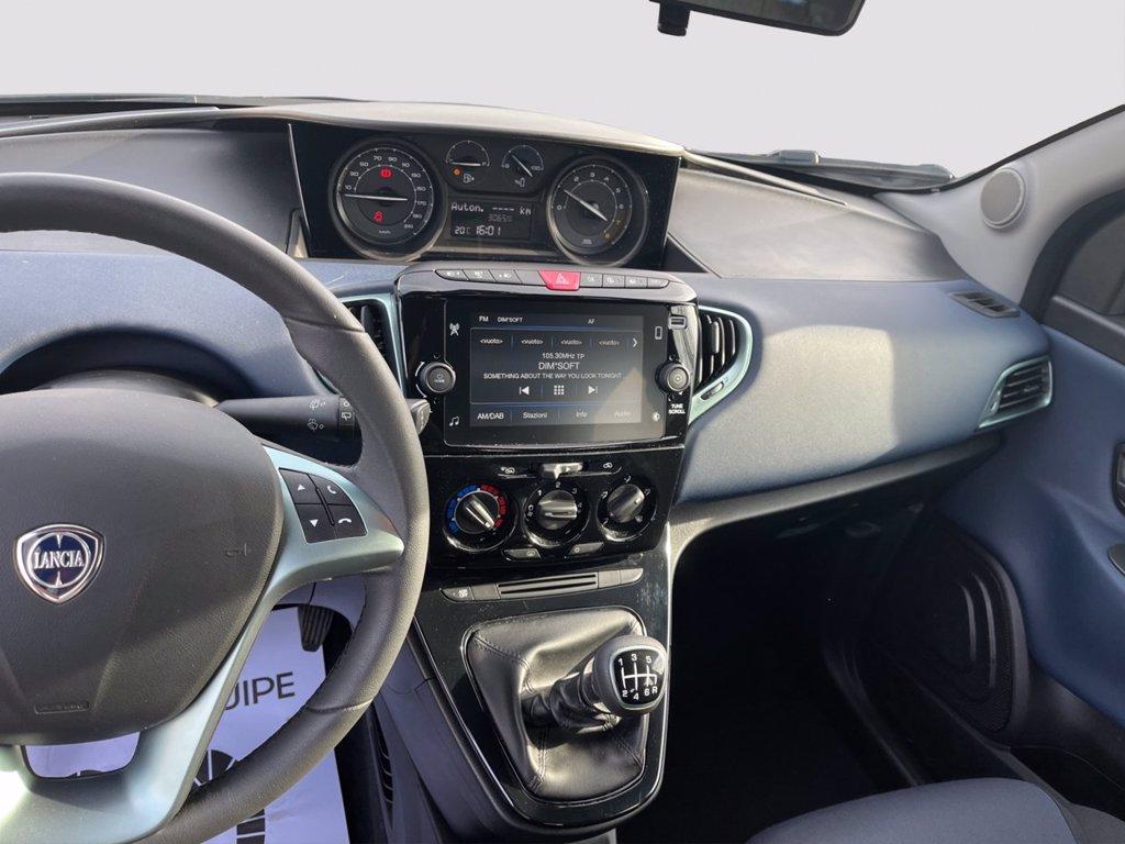 LANCIA Ypsilon 1.0 firefly hybrid Platino s&s 70cv del 2024