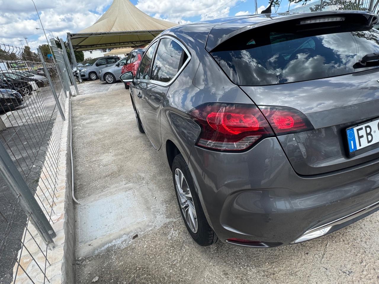 Ds DS4 DS 4 BlueHDi 120 S&S Sport Chic Prezzo Promo Finanziamento