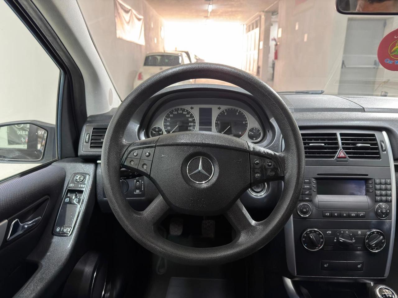 Mercedes-benz B 180 CDI