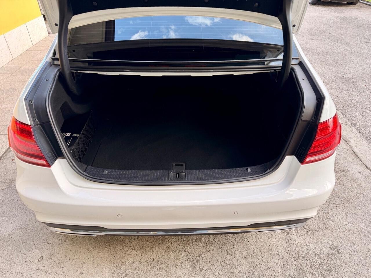 Mercedes E 300 BlueTEC HYBRID Sport 150kw