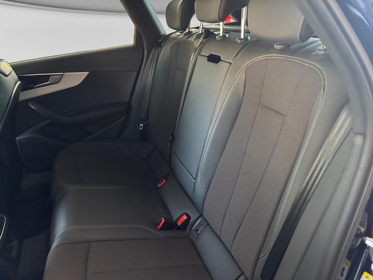 AUDI A4 V 2019 Avant - A4 Avant 40 2.0 tdi mhev S line edition quattro 204cv s-tron