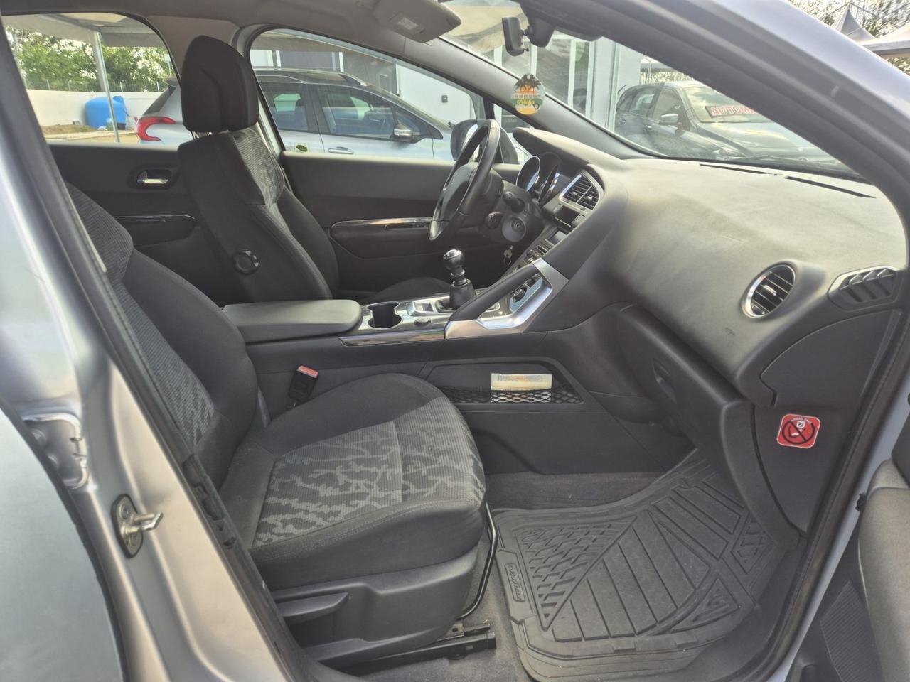 Peugeot 3008 2.0 HDi 150CV Business