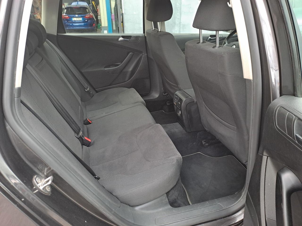 Volkswagen Passat 2.0 TDI DPF Var. Comfortline