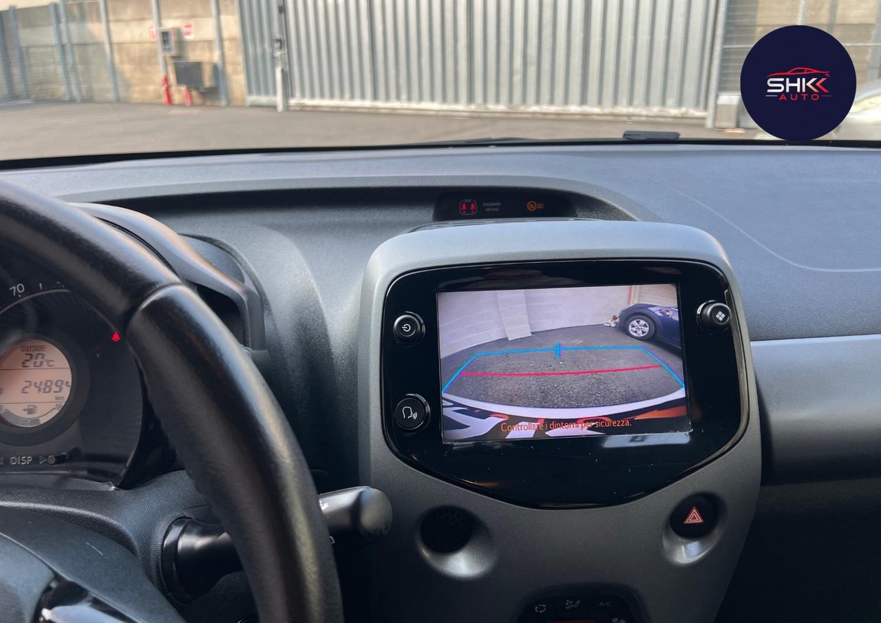 Toyota Aygo Connect 1.0 VVT-i 72 CV 5 porte x-clusiv MMT