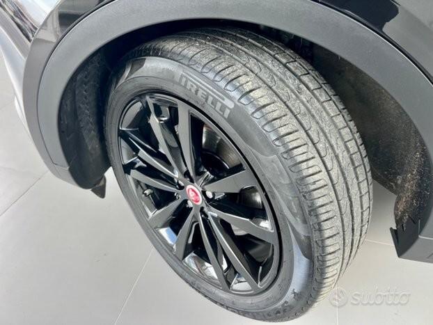 JAGUAR E- PACE R-DYNAMIC 2.0 150 CV AWD - 2020