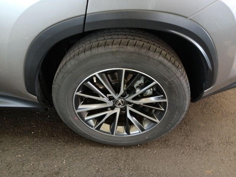 Lexus NX NX Hybrid 4WD Premium