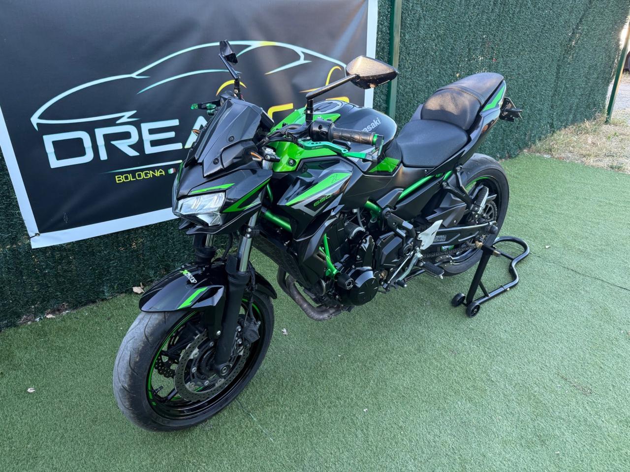 Kawasaki Z650 2022 12000KM FULL POWER