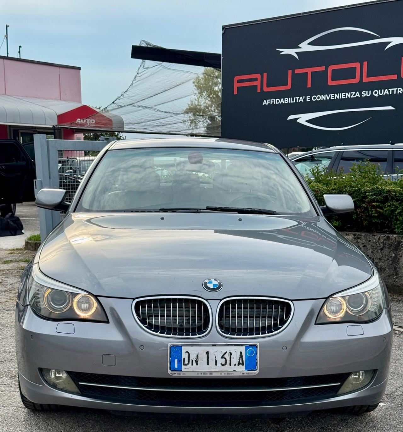 Bmw 530xd Touring 2008 235CV futura