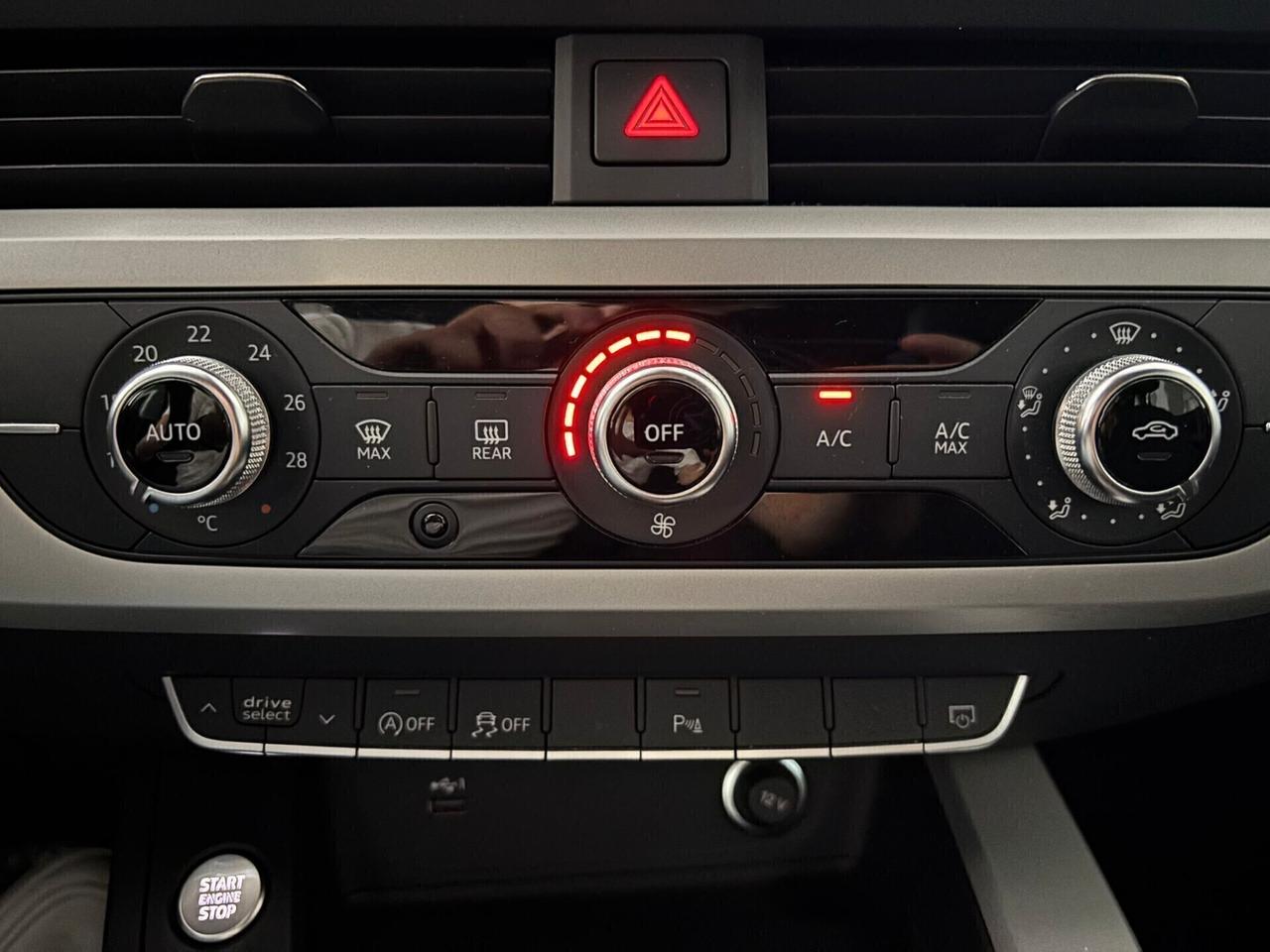 Audi A4 AVANT BUSINESS 30 2.0 TDI S tronic