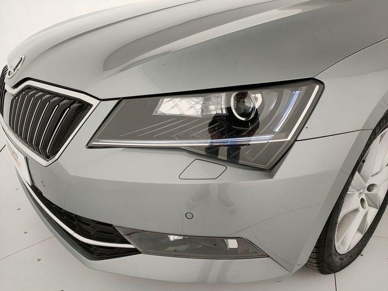 Skoda Superb 2.0 TDI DSG Wagon Executive