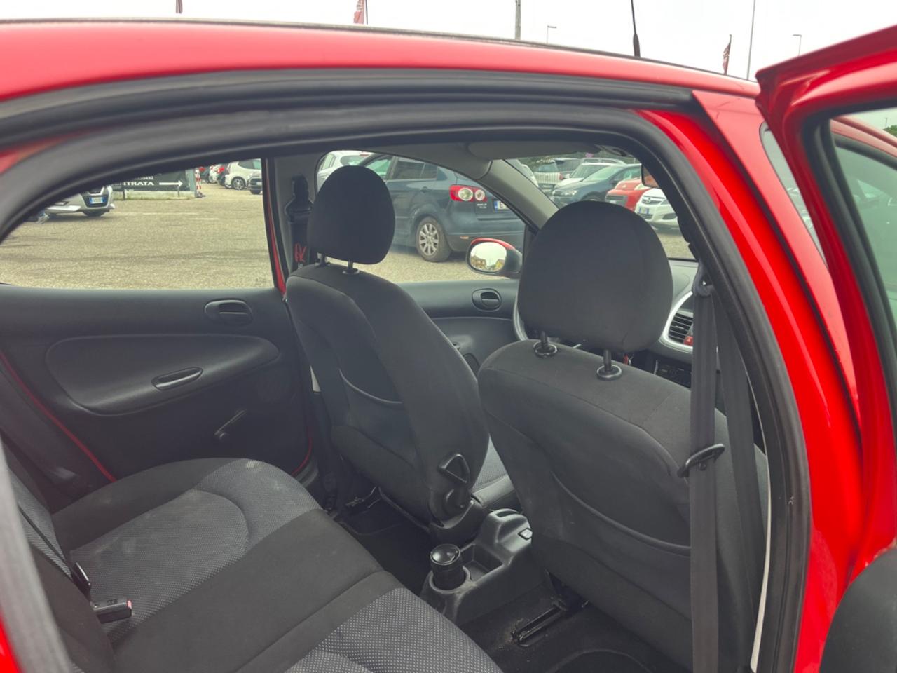 Peugeot 206 Plus 1.1 60CV 5p. ONE Line garanzia 12 mesi