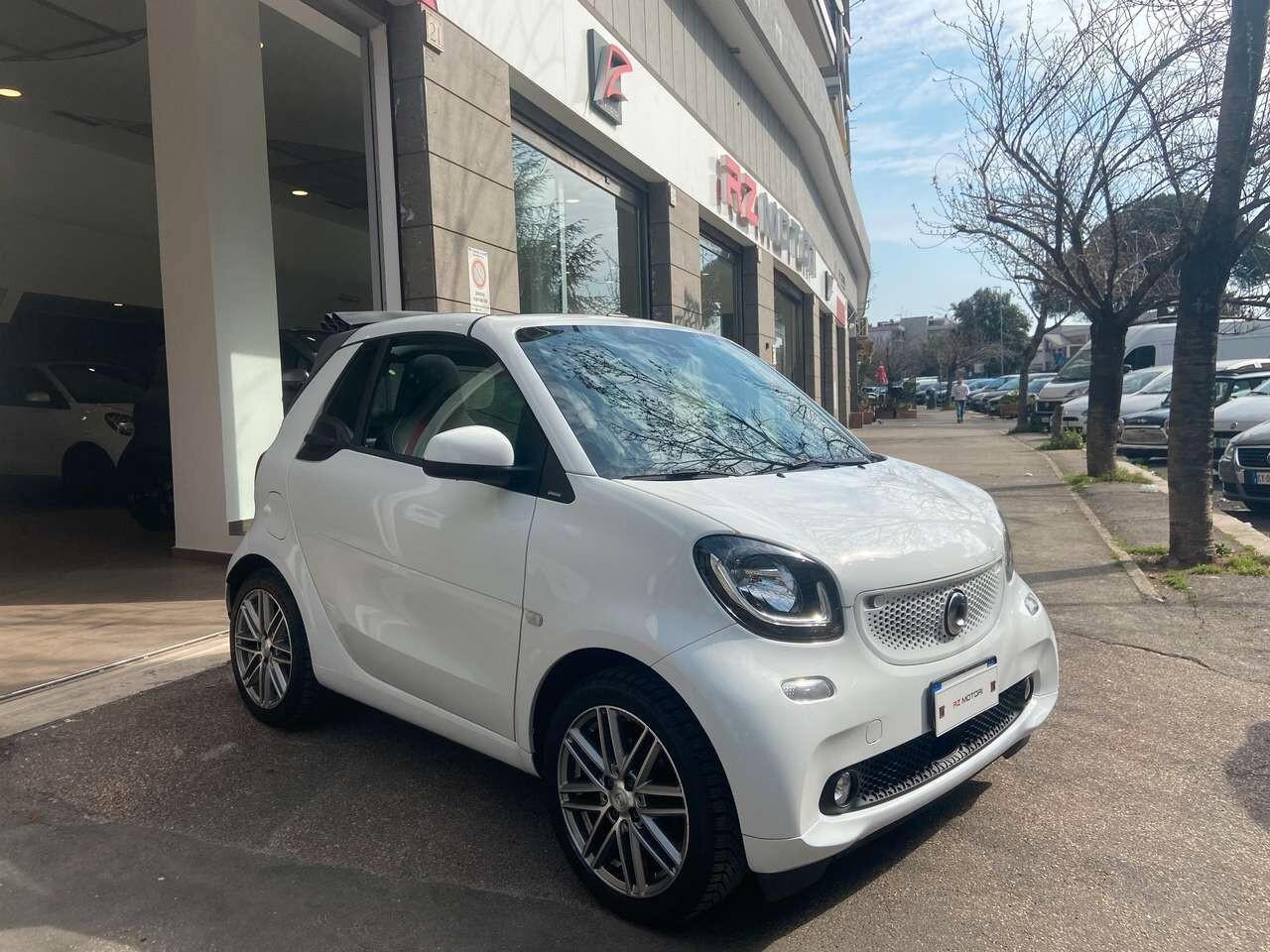 Smart ForTwo 70 1.0 twinamic cabrio Suitegrey Grey