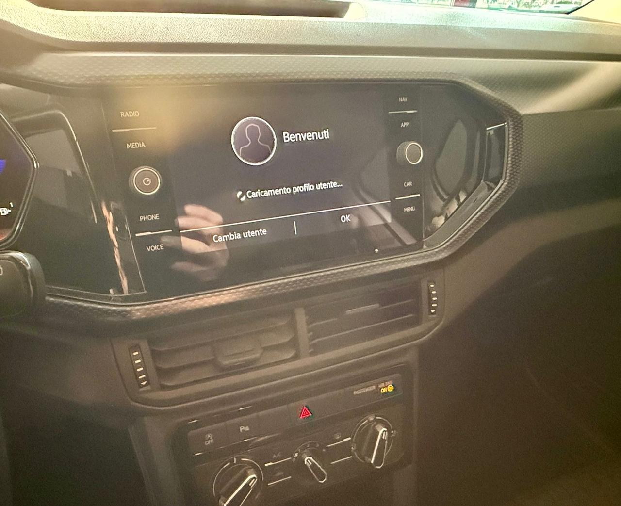 Volkswagen T-Cross 1.0 TSI Sport