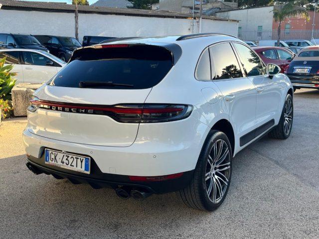 PORSCHE Macan 2.0