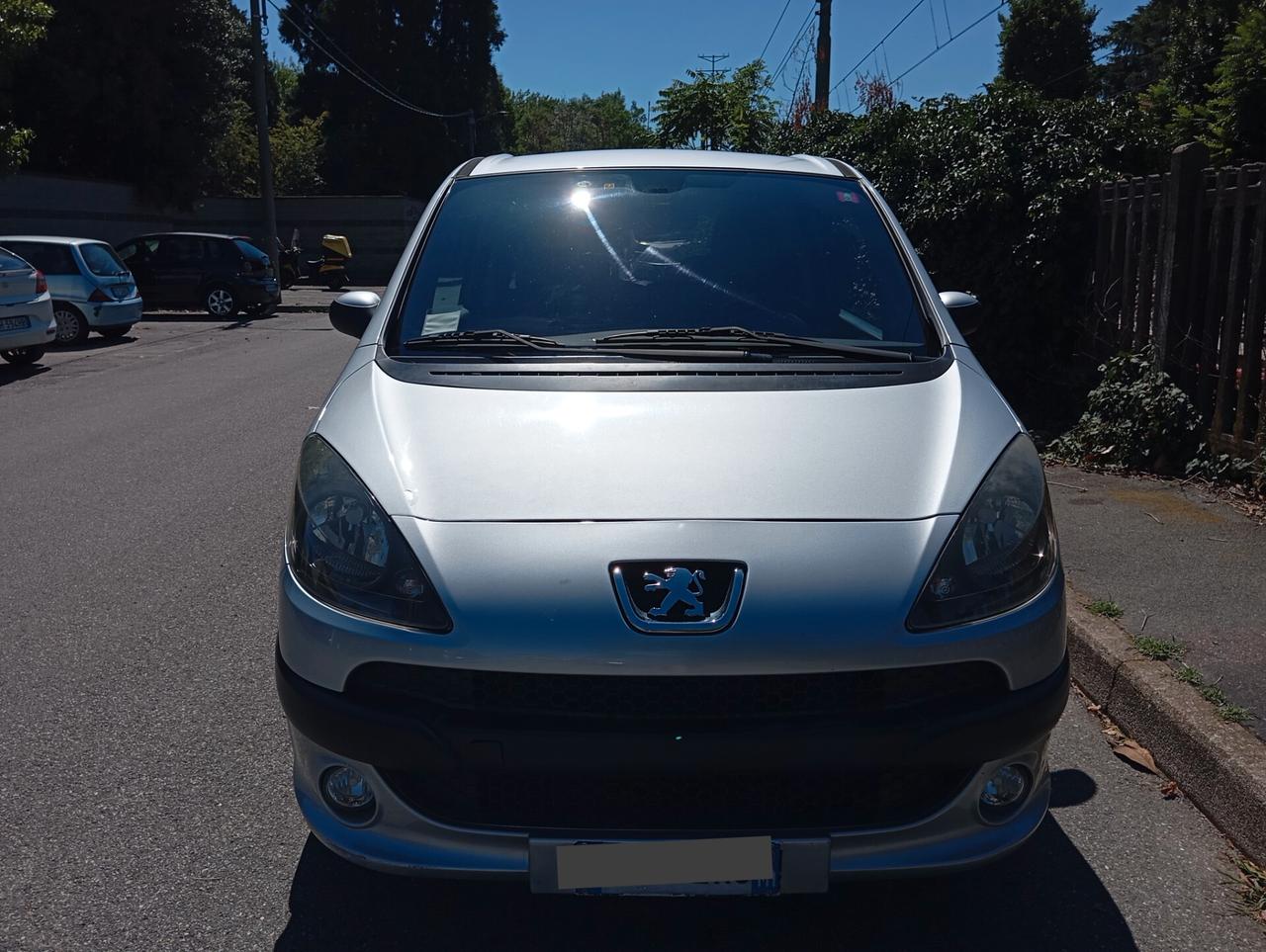 Peugeot 1007 1.6 2Tronic automatico permute