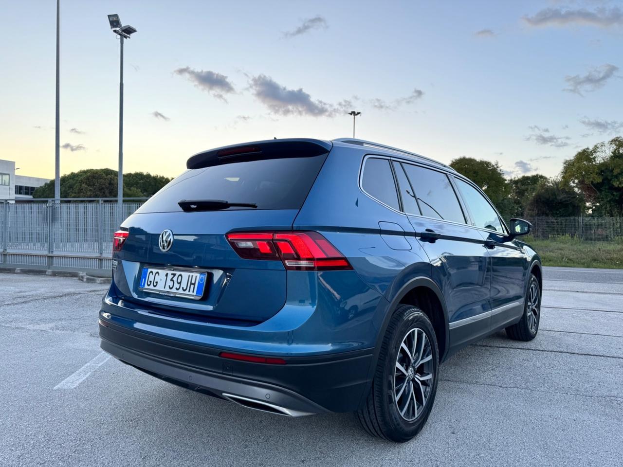 VOLKSWAGEN TIGUAN Allspace 2.0 Tdi - 7 Posti Navi
