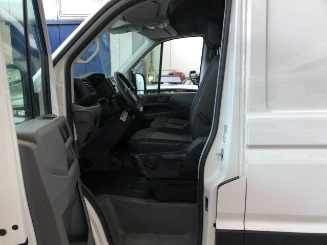 VOLKSWAGEN Crafter 30 2.0TDI 140CV PST-TA Furgone