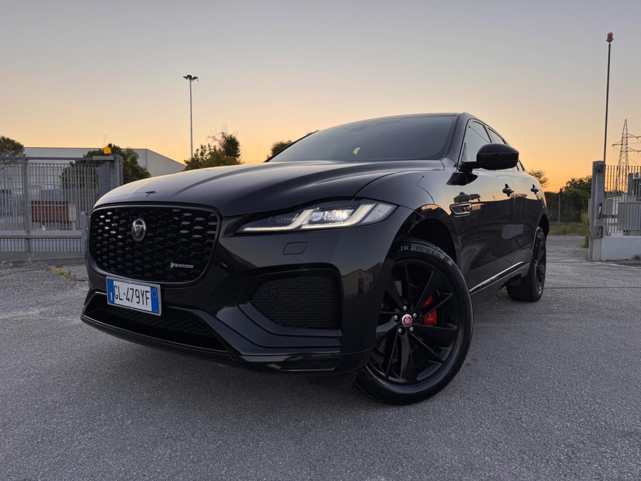 Jaguar F-Pace 2.0 D 163 CV AWD aut. R-Dynamic SE