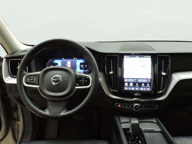 VOLVO XC60 B4 (d) AWD automatico Ultimate Bright