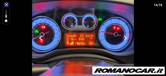 FIAT 500L 0.9 TwinAir Turbo Natural Power Pop Star