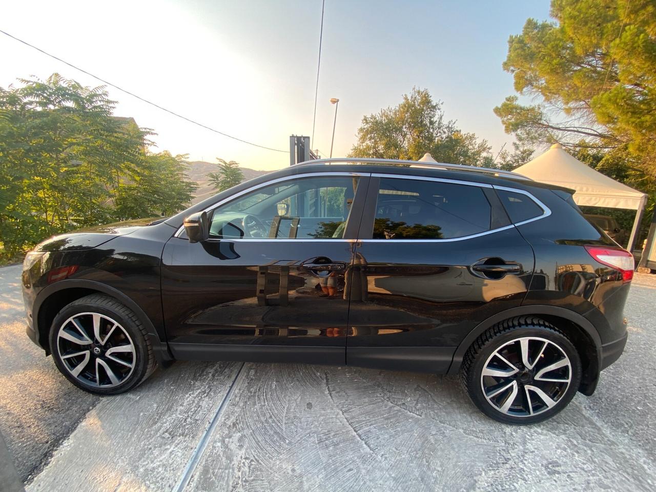 Nissan Qashqai 1.6 dCi Tekna (TETTO-NAVI-RETROCAMERA )
