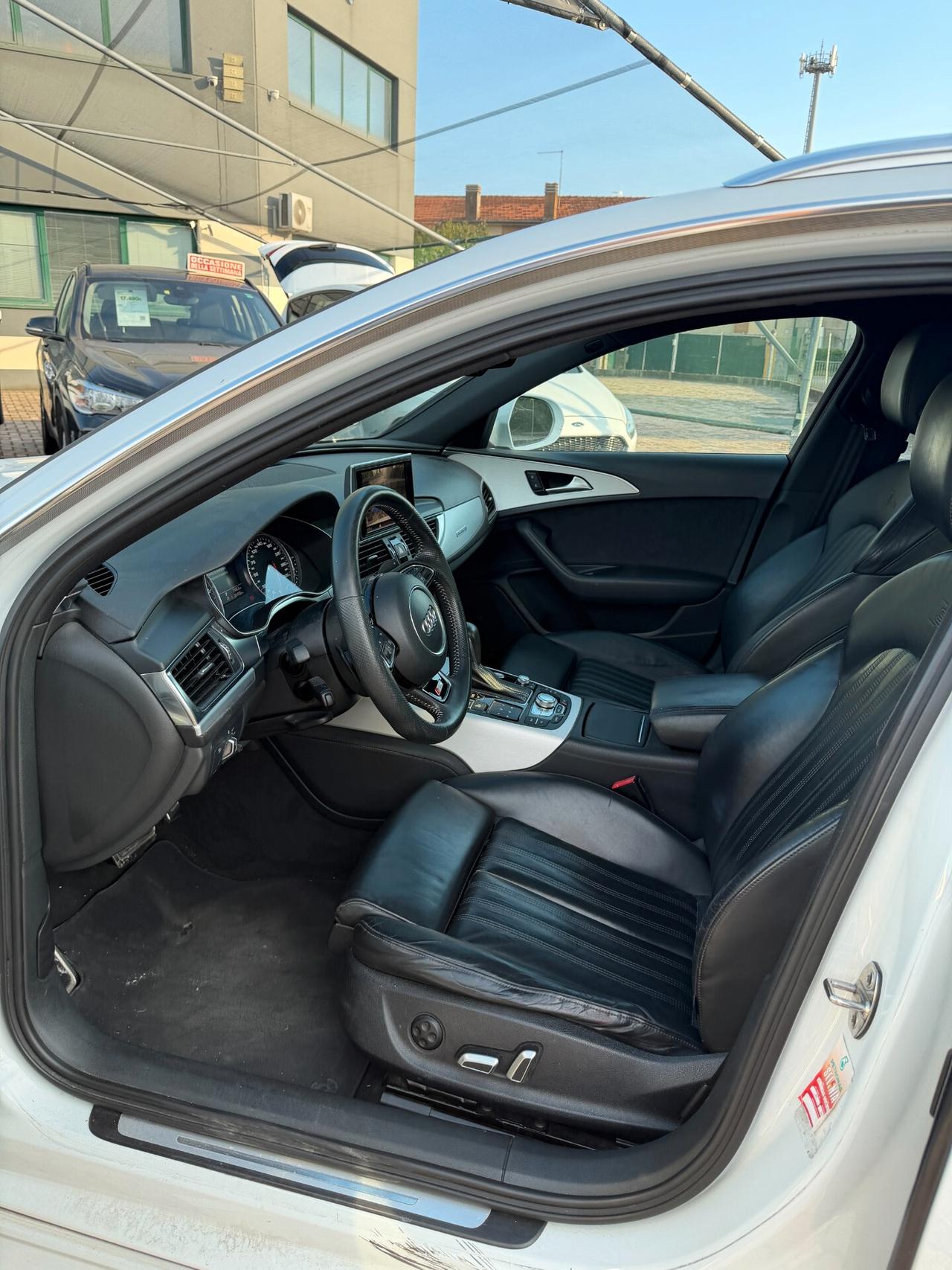 Audi A6 Avant 3.0 TDI 272 CV quattro S tronic S-Line
