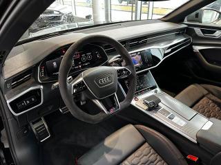 Audi RS6 Avant 4.0 mhev performance quattro tiptronic